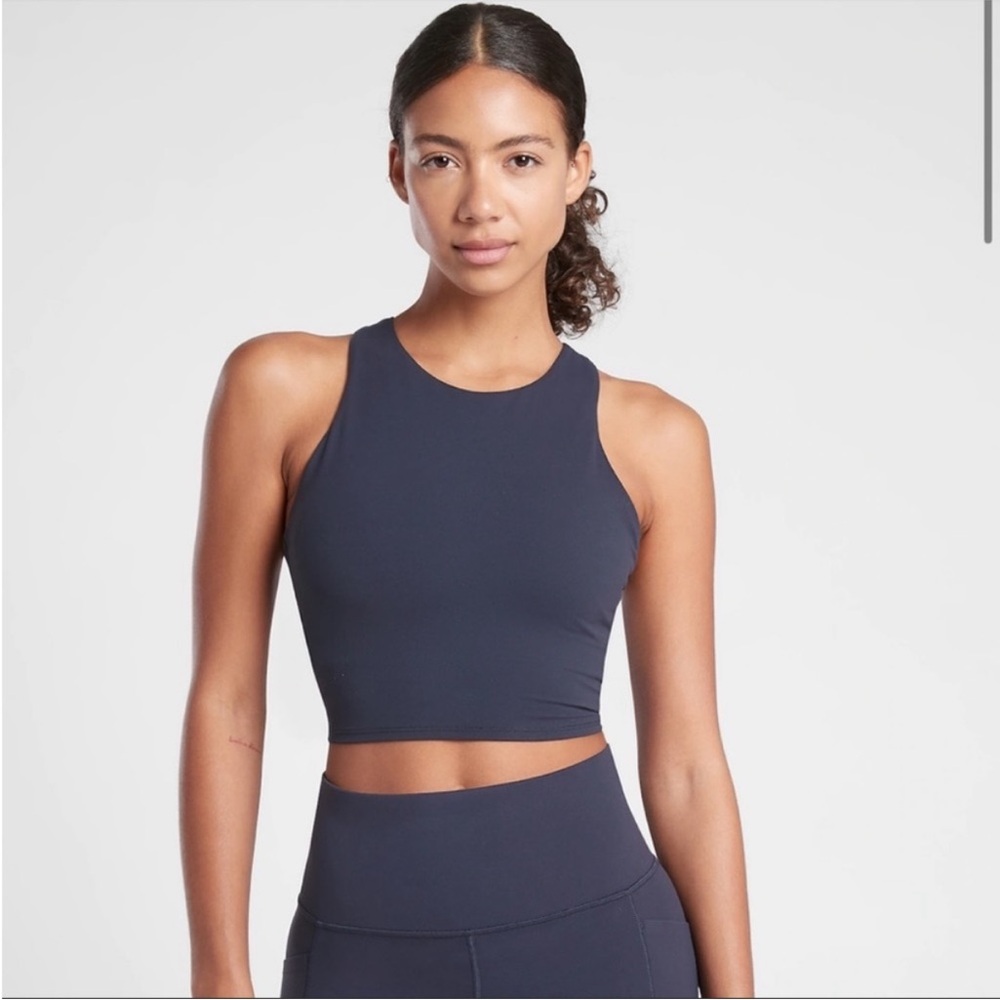 Athleta Conscious Crop A-C